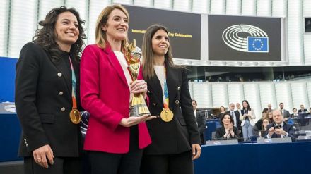 Andrés y Redondo en la Eurocámara: 'Debemos dar a las niñas del mundo referentes que las inspiren'