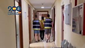 La estranguló mientras dormía: Detenido un peligroso fugitivo buscado por las autoridades españolas