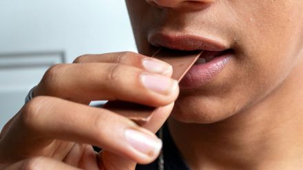 La ciencia al habla: Los jóvenes universitarios tienden a ser 'comedores emocionales'