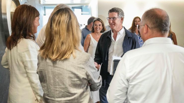 Feijóo critica el 'gasto singular' de Cataluña