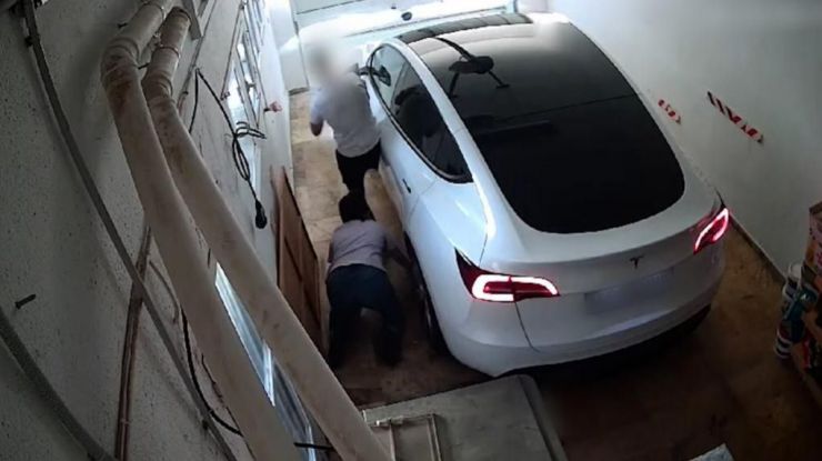 Tres detenidos por robar en una vivienda de Toledo tras darle una paliza a la víctima