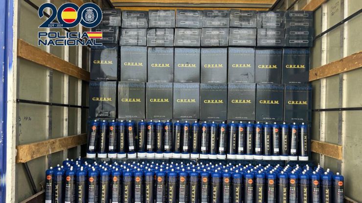 Incautan 1.800 kilos de 'gas de la risa' a una red criminal dedicada a la exportación de estupefacientes