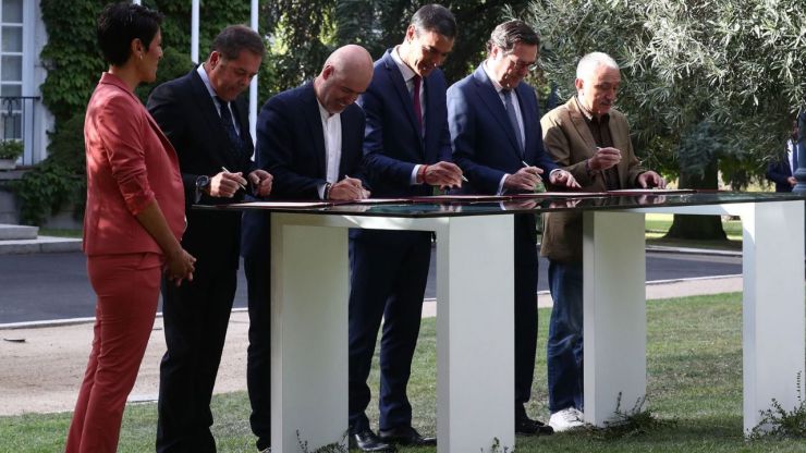 El acuerdo sobre pensiones permitirá 'mejorar la vida de la gente y construir una sociedad más justa'
