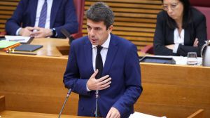 Ni dimisión ni ceses: Mazón intenta desviar la atención poniendo el foco en la CHJ