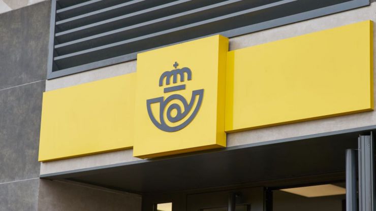 CNMC evalúa tarifas de Correos para 2025 ante precios por debajo de costos reales
