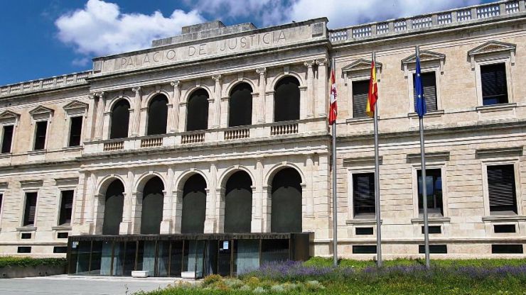 Confirman condena de tres años de cárcel a mujer por agredir con un vaso en discoteca