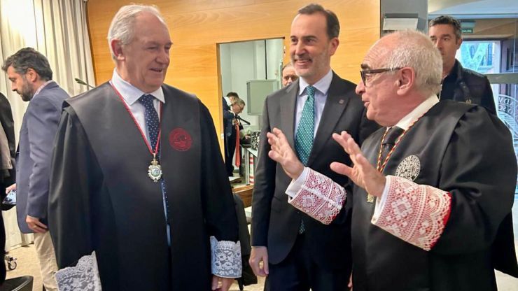 Juicio oral contra el presidente del Parlament balear por delito de odio