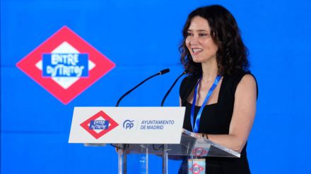 Ayuso critica a menores migrantes por mentir sobre su edad y origen
