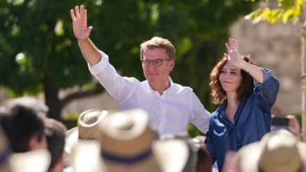 Feijóo respalda el aborto legal y se desmarca de Ayuso