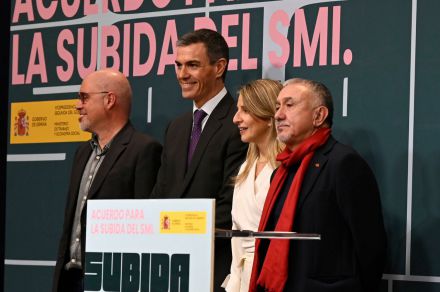 El Gobierno implementará la jornada de 35 horas para funcionarios a partir de abril