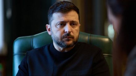 Zelenski promete venganza tras el devastador ataque ruso en Kyiv que dejó 25 muertos