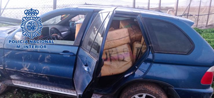 Detenido el autor del atropello a tres agentes cuando huía en un vehículo cargado con más de 600 kilos de hachís