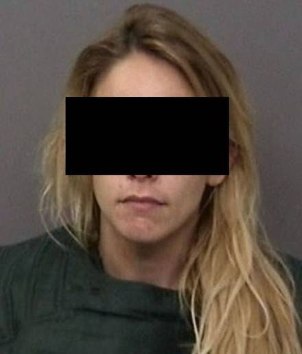 Entra a robar a una casa y acaba desnuda y dormida en la cama del dueño