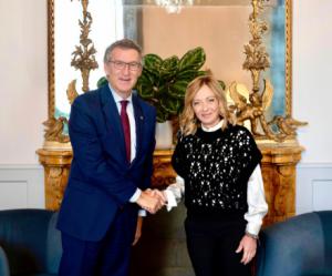 El PSOE exige a Feijóo que comparezca ante los contratos firmados por su gobierno con la empresa de su hermana