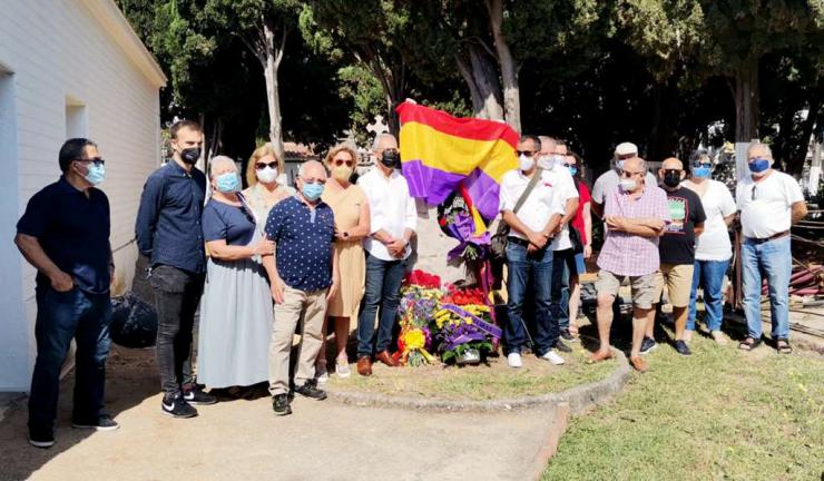El Foro por la Memoria recuerda y homenajea a las víctimas del fascismo