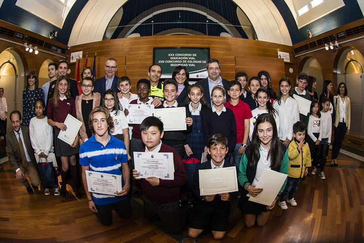 Pozuelo premia a los escolares de la ciudad por sus trabajos sobre educación y seguridad vial
