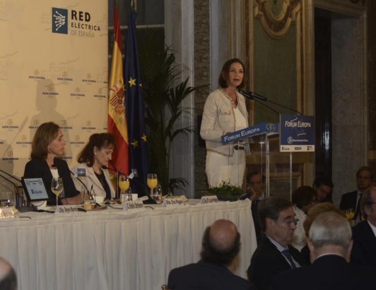 Reyes Maroto defiende una Agenda del Cambio y anuncia una Ley de la Industria