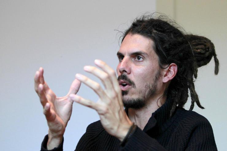 Iglesias elige a Alberto Rodríguez para reemplazar a Echenique