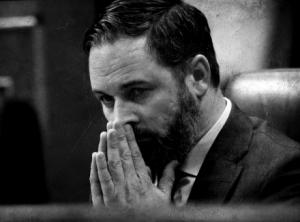 Guerra abierta entre los obispos y Abascal: 