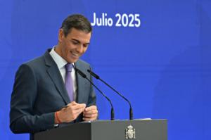 Acuerdo entre Sumar y PSOE para ampliar permisos parentales en España