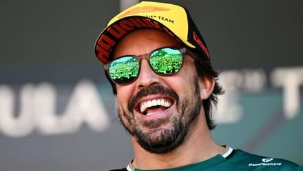 Alonso logra sus primeros puntos de la temporada en Barcelona