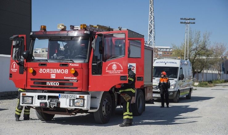 Nueve personas afectadas por incendio en vivienda de Granada