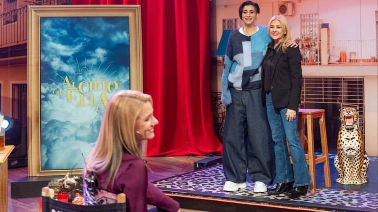 Alba Flores y Amparo Larrañaga, estrellas en 'Al cielo con ella' este domingo