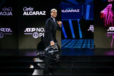 Alcaraz se consagra como el mejor tenista del año en Turín