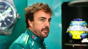 Alonso atribuye su mal resultado en Imola a la mala suerte, a pesar de mejoras en Aston Martin