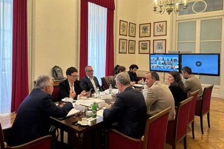 Ángel Víctor Torres coordina reunión con delegados del Gobierno en comunidades autónomas