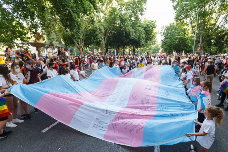 Arcópoli contraataca: El poder del activismo positivo frente al odio