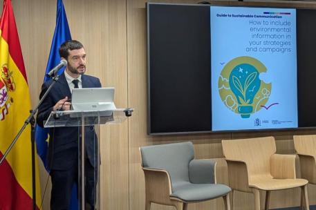 Bustinduy presenta en Bruselas una guía para combatir el ecopostureo