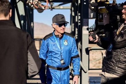Calleja finaliza su aventura espacial en Cuatro con un emotivo especial