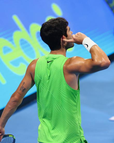 Alcaraz establece un nuevo récord superando a Nadal, Djokovic y Federer