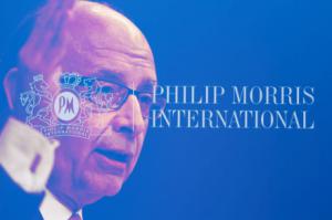 Caso Montoro: Cambió la regulación fiscal del tabaco dos meses después de encontrarse con Philip Morris