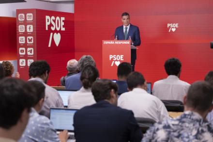 Sánchez anuncia más medidas y arremete contra las fotos de Feijóo y el narco, el ático de Ayuso o la financiación de Vox