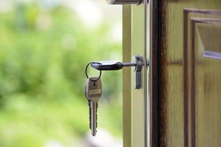 Consumo sanciona a otra inmobiliaria por prácticas abusivas en alquileres