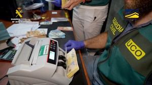 Desmanteladas dos redes criminales que blanqueaban 400.000 euros diarios en metales preciosos