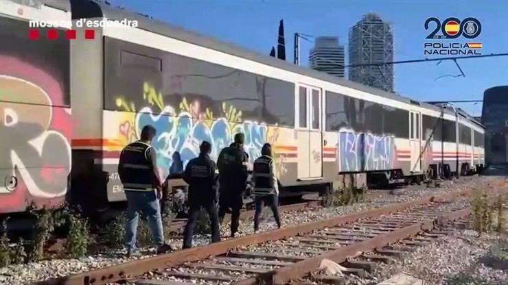 Detienen a 20 personas por daños en trenes y estaciones de Cataluña
