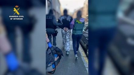 Cinco detenidos por encargo de asesinato en Lugo de Llanera