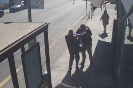 Dos judíos apuñalados en un ataque en Londres; hay un detenido