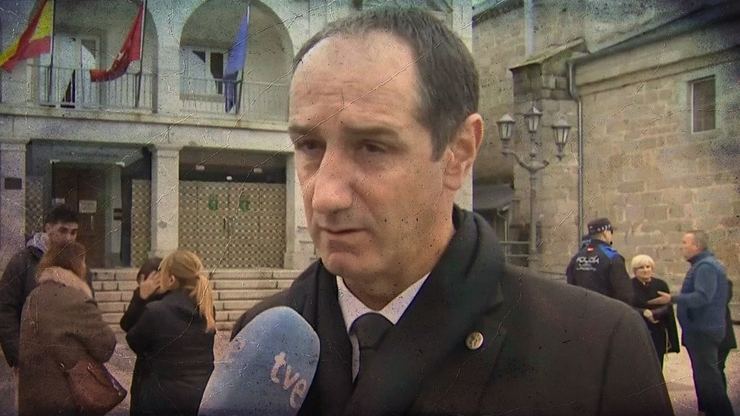 El alcalde de Alpedrete en el ojo del huracán por justificar un crimen machista