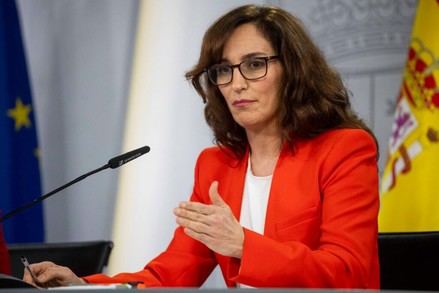 El Gobierno refuerza el acceso universal a la sanidad pública para extranjeros sin residencia legal