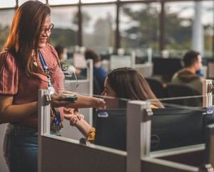 El Gobierno convoca a las CCAA para discutir la reducción de temporalidad en el sector público