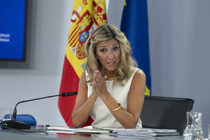 El Gobierno fracasa en su intento de reducir la jornada laboral ante la negativa de Junts, PP y Vox