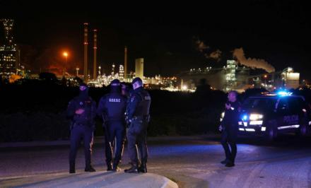 Murcia y su advertencia sobre una nube tóxica tras el incendio en una refinería