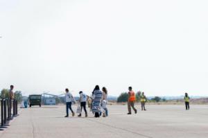 España completa la evacuación de 44 menores gazatíes y sus familias por razones humanitarias