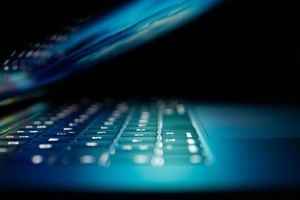 España retira 134 contenidos terroristas en redes sociales entre 2023 y 2024