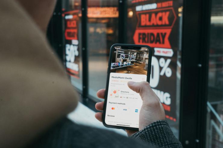 Estados Unidos y China acuerdan reducir aranceles para asegurar el Black Friday