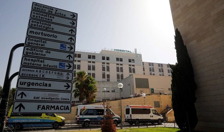 Herido tras ser atropellado por un tractor en Rute tiene que ser evacuado en helicóptero